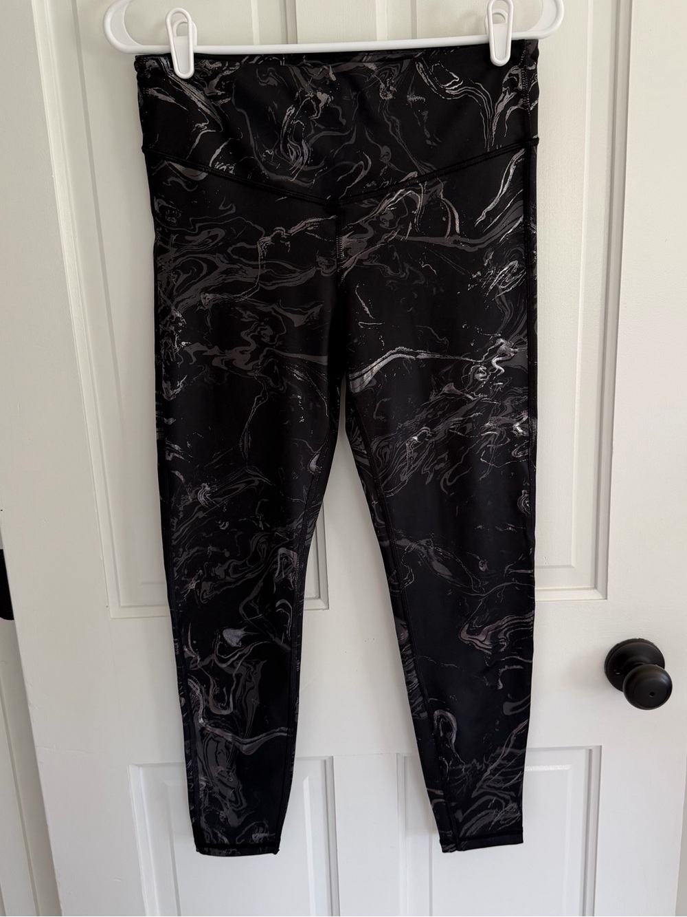 GapFit Marble Print High Rise Performance Leggings Black Gray Size Medium